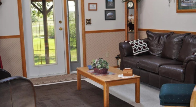 Rocky Ridge Country Lodge, Buchen Sie Hotel Mountain View Southern Alberta