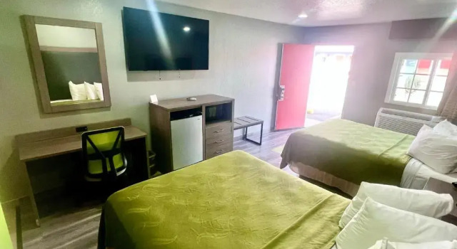 Четырёхместный номер Standard Fort Davis Inn & RV Park