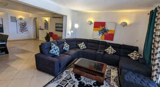 Апартаменты Lux Suites Lamera Beachfront Apartments