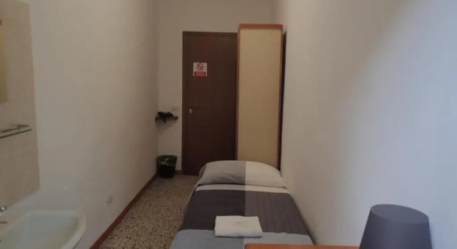 Номер Economy Hotel Brivio
