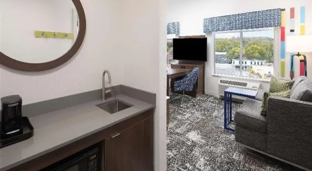 Студия Hampton Inn & Suites Rochester Downtown