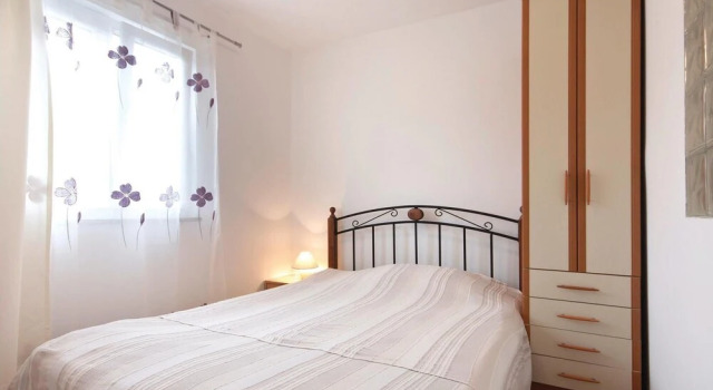 Beautiful Home in Pula With Wifi and 1 Bedrooms, Reserva ahora Hotel Hoteles en Pula con aparcamiento, Aparcamiento