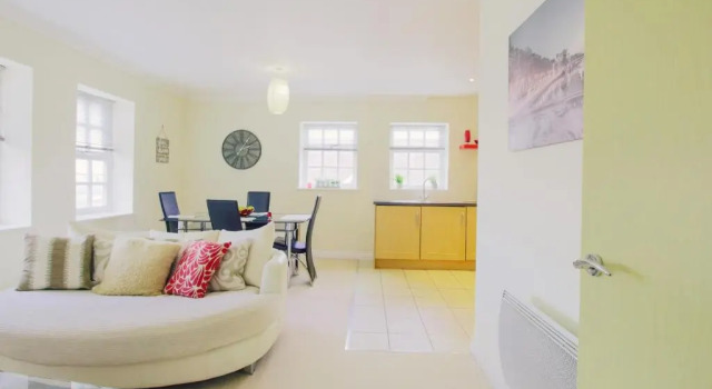 Starview Apartment 101