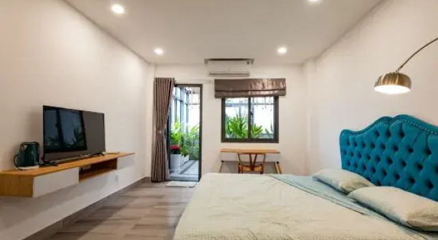Люкс LalaHouse Spring Apartment
