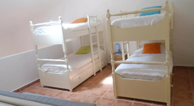 House with 3 Bedrooms in Albufeira, with Shared Pool, Enclosed Garden And Wifi, Rezerwuj Dom wakacyjny Hotele w Algarve z parkingiem, Parking