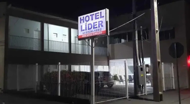 Hotel Líder