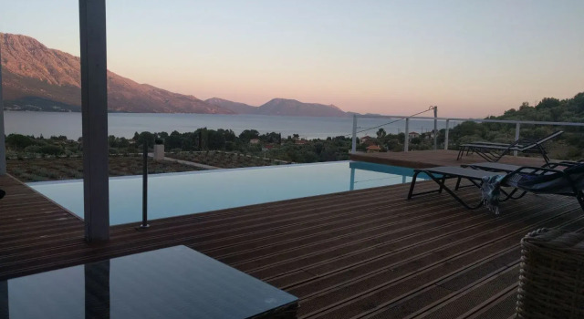 Villa Ioanna, Book Villa Paleros 