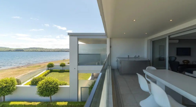 Номер Standard с 3 комнатами с видом на озеро Sacred Waters Taupo