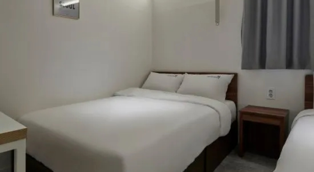 Standard dublă cameră Eight Rest Hostel Myeong-dong