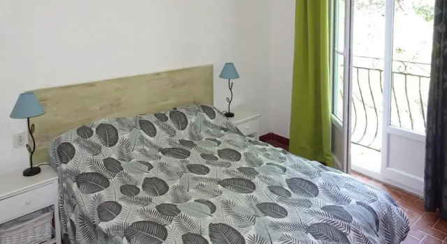 Коттедж с 4 комнатами с балконом Holiday home with swimming pool,Vaison-la-Romaine