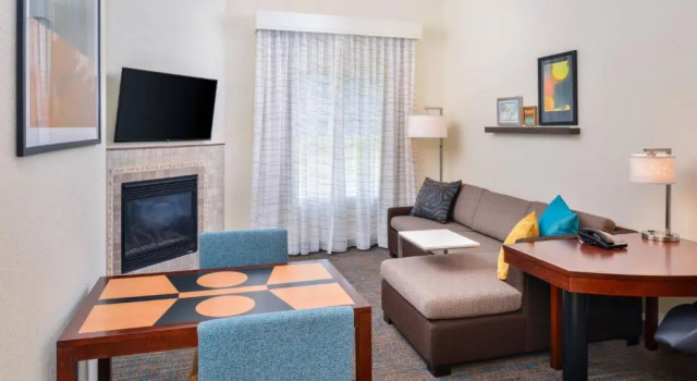 Двухместный люкс c 1 комнатой Residence Inn by Marriott Harrisonburg