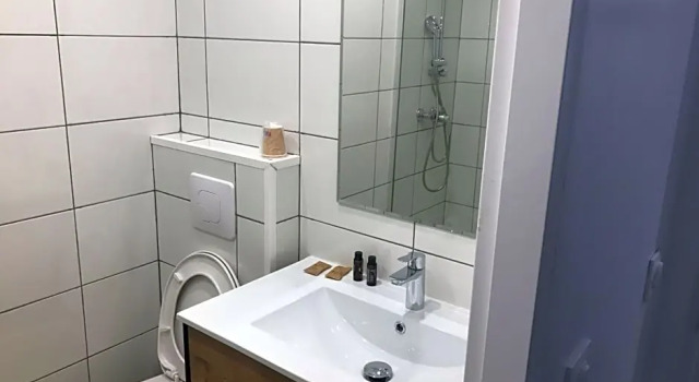Четырёхместный номер Comfort Hotel Morand