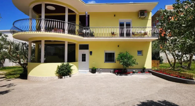 Villa Dalma, Забронировать Вилла Отели Тучепи 3 звезды, 3*