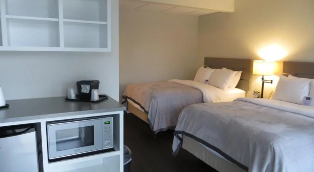 Brio Beach Inn, Varaa Mini-hotelli Traverse City Michigan