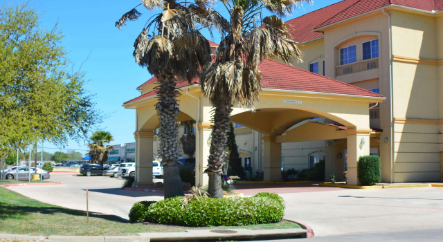 Baymont by Wyndham Brenham, Rezerwuj Hotel Brenham Teksas