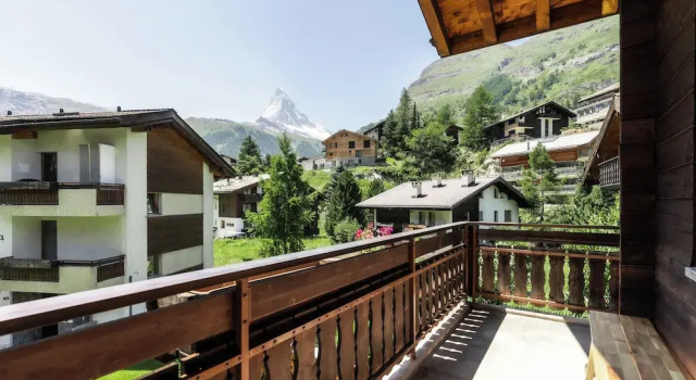 Апартаменты Comfort Mountain Home by Inspiringplaces Zermatt