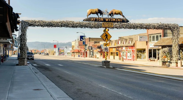The Lofts on 89 Condo Near Bridger Nat'l Forest!, Buchen Sie Ferienwohnung Afton Wyoming