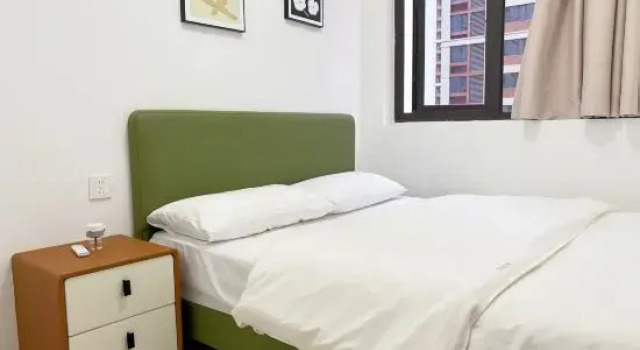 Люкс Мансарда с 4 комнатами Licheng Impression Homestay (West Street)
