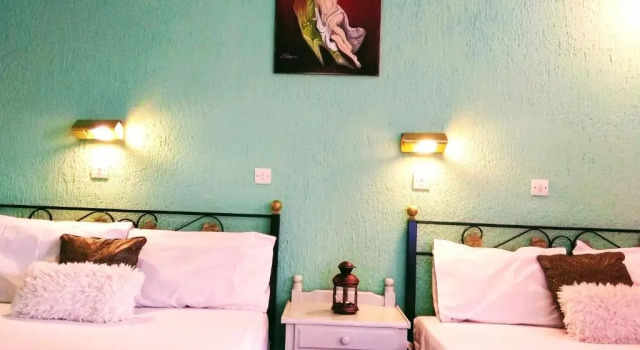 Четырёхместная студия Standard Orion Apartments