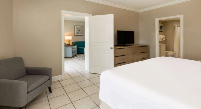 Palm Beach Resort Orange Beach a Ramada by Wyndham, Забронировать Курортный отель Галф-Шорс Alabama Gulf