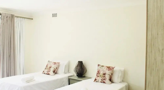 Lovely 1-bed Apartment in Sandton