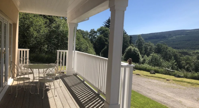 Номер Classic The Highlander B&B