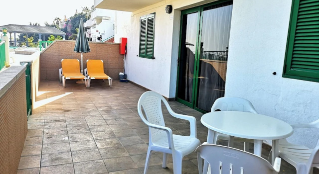 Апартаменты с 2 комнатами с балконом и с частичным видом на море Apartamentos Monteparaiso