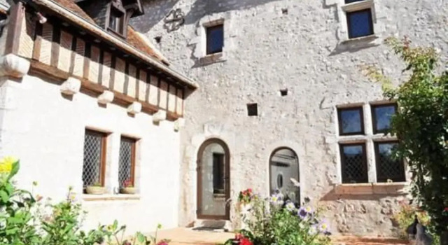 Le Relais de Nozieux, Rezerwuj Hotel Saint-Claude-de-Diray Centre