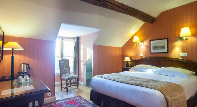 Номер Standard Hotel Palais Bourbon