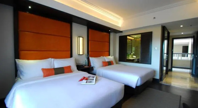 Двухместный номер Deluxe с балконом и с видом на бассейн BE Grand Resort, Bohol