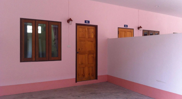 Sabai Sabai Guesthouse, Reservar Hotel Lang Suan 