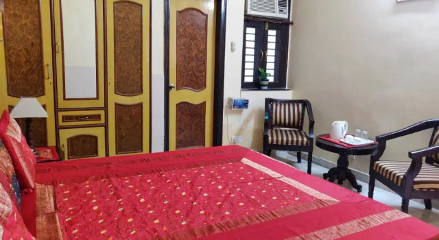 Sanskriti Home Stay