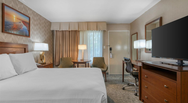 Best Western Seven Seas, Забронировать Отель Мишен-Вели Сан-Диего, рядом с Scripps Coastal Medical Center