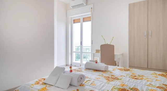 Casa Floriana, Забронировать Апартаменты/квартира Апартаменты Вико-Экуенсе, рядом с Железнодорожный вокзал Сеяно компании Circumvesuviana, Апартаменты/квартира