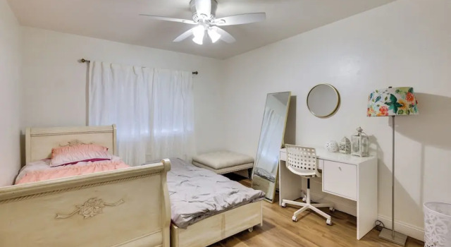 Spacious Home w/ Yard ~ 7 Mi to Dtwm San Diego!, Забронировать Дом для отпуска Сан-Диего San Diego Metropolitan Area