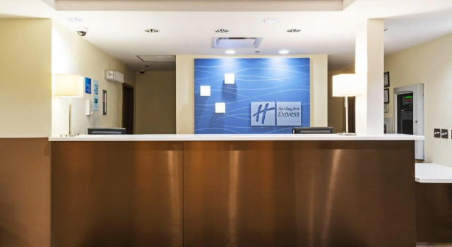 Holiday Inn Express Deer Lake, Rezerwuj Hotel Hotele w Nowa Fundlandia i Labrador z basenem, Basen