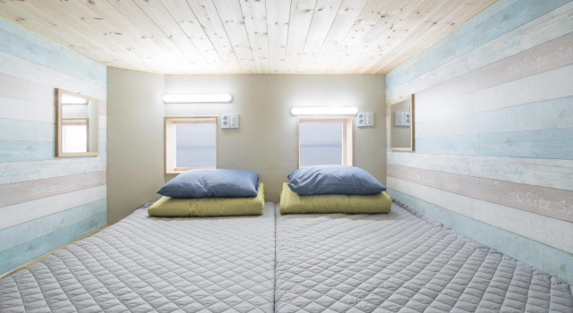 Кровать в общем номере (мужской номер) Capsule in Gangneung - Hostel