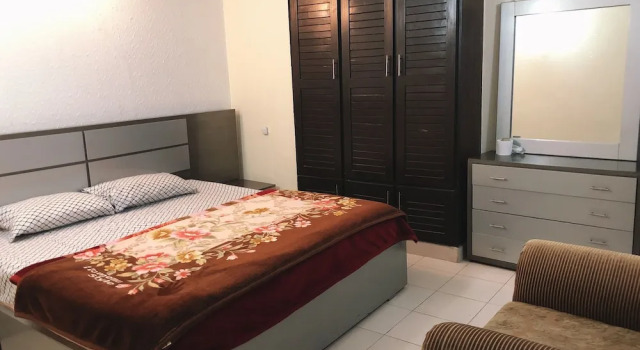 Pat în dormitor cu balcon Maidi Backpacker
