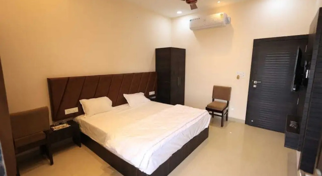 Devlok home stay, Забронировать Отель Недорогие отели штата Махараштры, недорого
