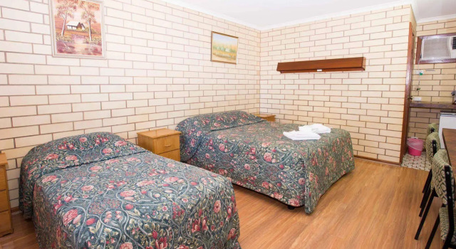 Augusta Budget Motel, Book Motel Hoteller i Port Augusta med parkering, Parkering