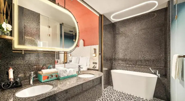 Двухместный люкс c 1 комнатой Hotel Indigo Zhuhai Xiangzhou by IHG
