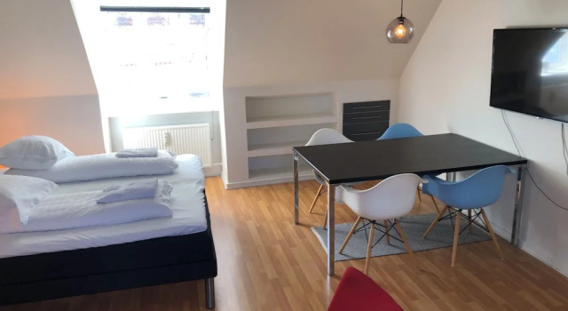 Huset ved springvandet, Reserva ahora Hotel Randers Jutlandia Central