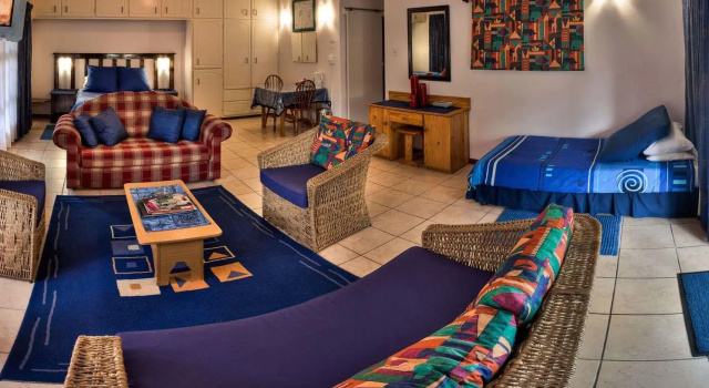 La Rochelle Inn