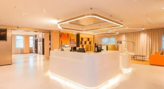 Ni Hao Hotel (Fuzhou Dongjiekou Shopping Center Wuyi Square)