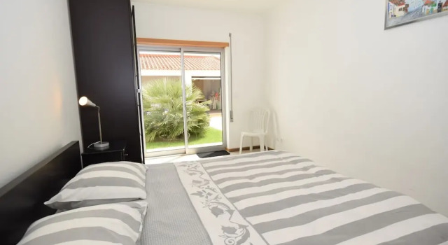 Вилла Modern Villa in Sao Martinho do Porto With Swimming Pool