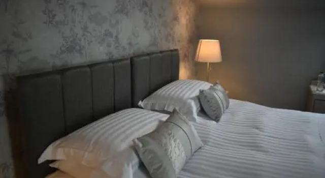 Monturpie Guest House, Book Pension Leven Fife