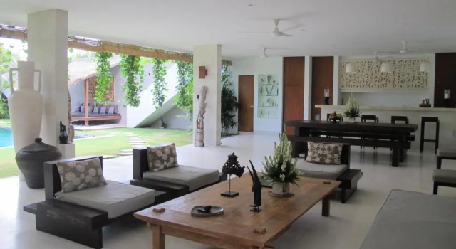 Вилла с 6 комнатами Villa Chocolat Seminyak