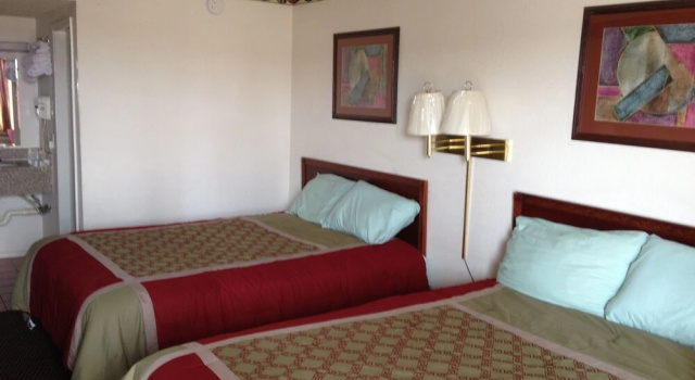 Двухместный номер Standard Crown Inn Grand Prairie