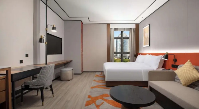 Люкс Hilton Garden Inn Luoyang Kaiyuan Avenue