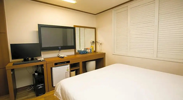 Standard dublă cameră Orange Hotel
